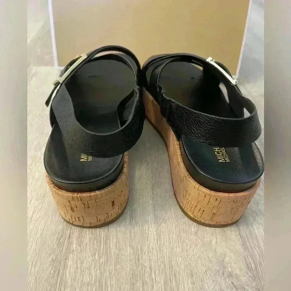 MICHAEL KORS - Easton Sandal Black 8 - Picture 4 of 12